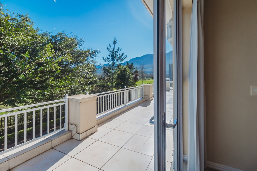 4 Bedroom Property for Sale in King George Park Western Cape